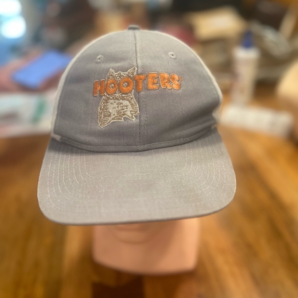 Vintage Hooters Snapback